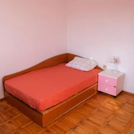 Apartment Great And Large Two Bedroom Maisonette With Lovely View & Free Parking Center Plovdiv