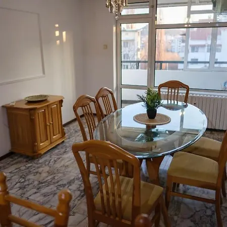 Great And Large Two Bedroom Maisonette With Lovely View & Free Parking Center Plovdiv