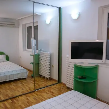 Apartment Great And Large Two Bedroom Maisonette With Lovely View & Free Parking Center Plovdiv