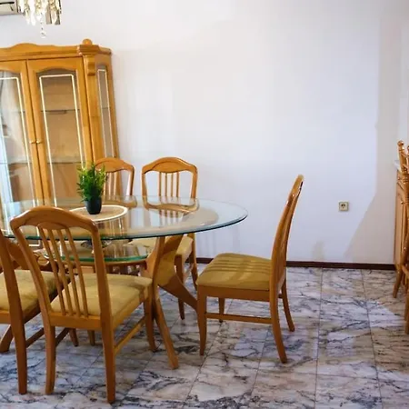 Apartment Great And Large Two Bedroom Maisonette With Lovely View & Free Parking Center Plovdiv