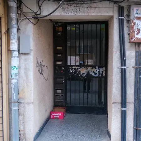 Apartment Great And Large Two Bedroom Maisonette With Lovely View & Free Parking Center *
